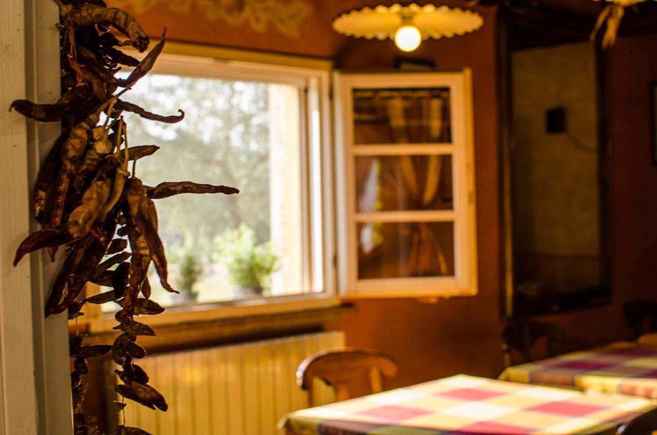 אלברזה Bio Agriturismo Il Melograno Di Banditella Ristorante מראה חיצוני תמונה