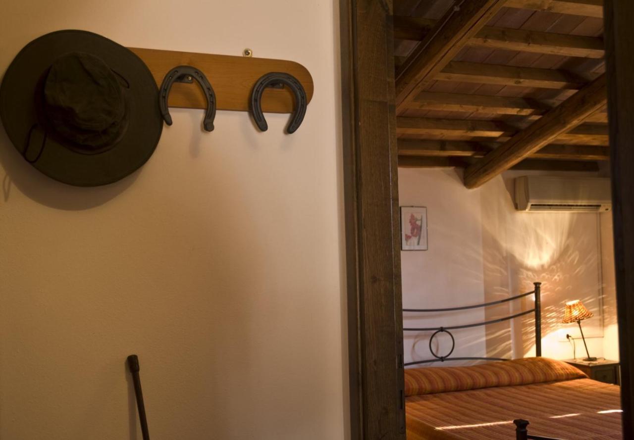 אלברזה Bio Agriturismo Il Melograno Di Banditella Ristorante מראה חיצוני תמונה